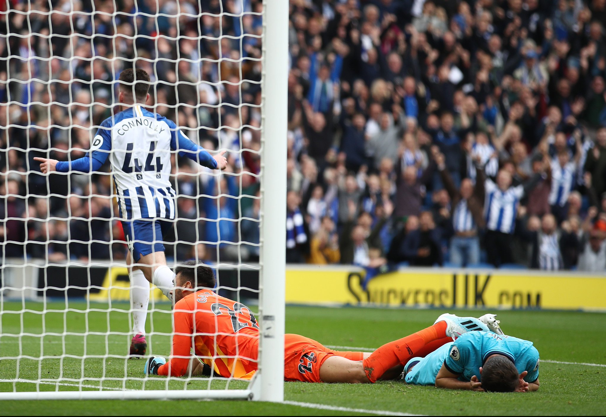 於球場上露 於球場上露